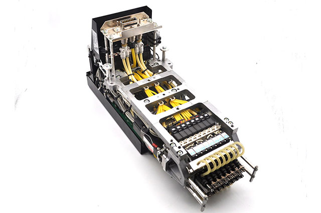 1767172201609866.jpg 松下NPM贴片机轻量16吸嘴贴装头V3.jpg